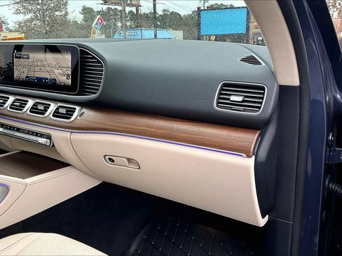 Used 2025 Mercedes-Benz GLE 450e 4MATIC image 19