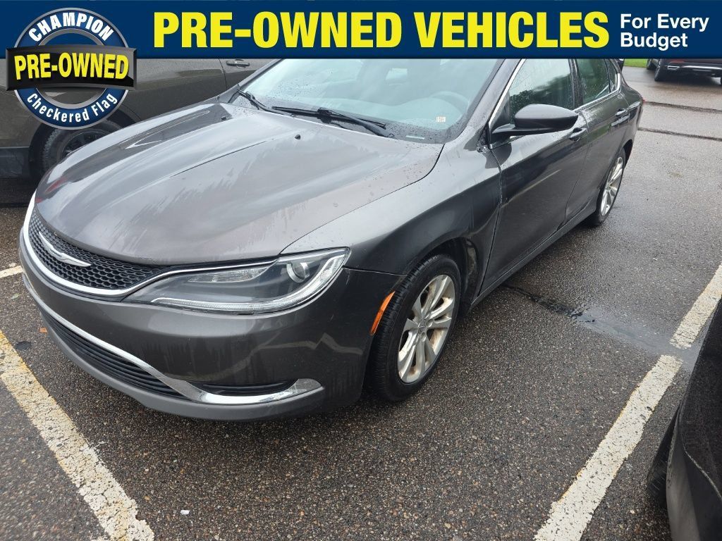 Used 2015 Chrysler 200 Limited FWD image 1