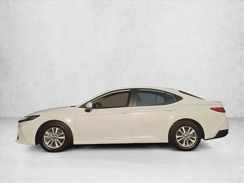 Used 2025 Toyota Camry LE FWD image 9