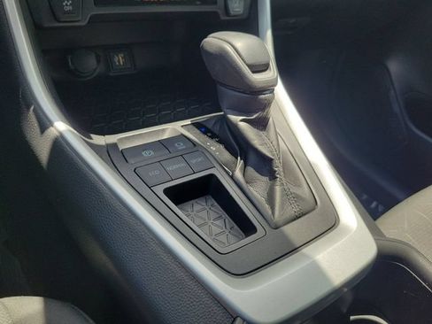 Used 2023 Toyota RAV4 XLE FWD image 20