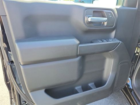 New 2026 GMC Sierra 1500 Pro w/ Graphite Edition image 13