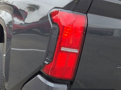 New 2026 Toyota Tacoma SR5 image 11