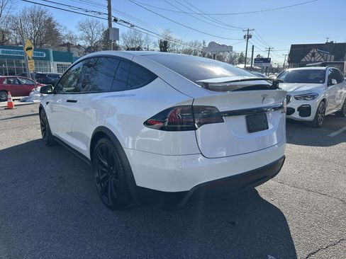 Used 2023 Tesla Model X AWD/4WD image 4