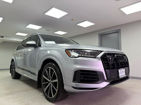 Used 2021 Audi Q7 3.0T Prestige AWD/4WD image 4