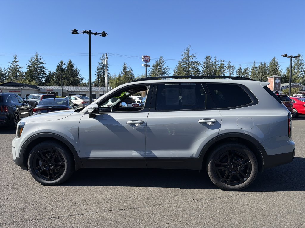Used 2024 Kia Telluride SX X-Line AWD/4WD image 3