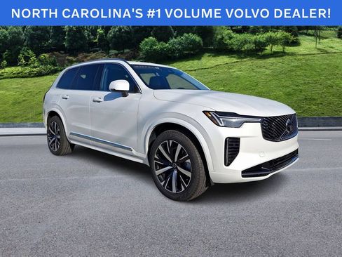 Certified 2025 Volvo XC90 B5 Core AWD/4WD image 1