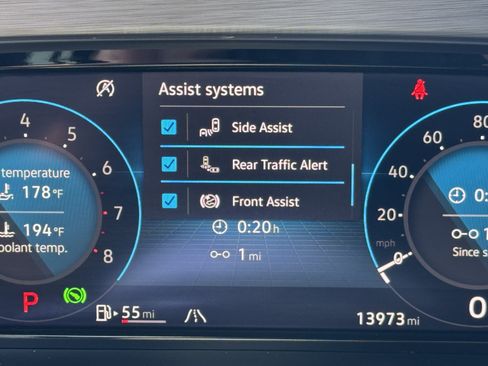 Used 2026 Volkswagen Atlas Cross Sport SE w/ Panoramic Sunroof Package AWD/4WD image 23