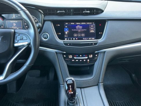 Used 2024 Cadillac XT6 Luxury w/ LPO, Floor Liner Package image 13
