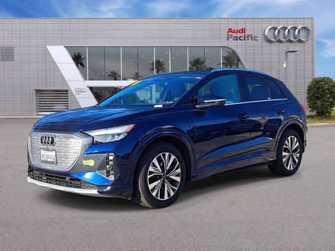 Used 2023 Audi Q4 e-tron Premium Plus w/ Premium Plus image 1