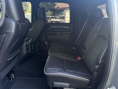 Used 2026 RAM 3500 Limited AWD/4WD image 36