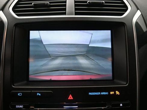 Used 2016 Ford Explorer Sport w/ Equipment Group 401A AWD/4WD image 18