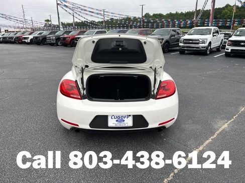Used 2013 Volkswagen Beetle 2.0T FWD image 28