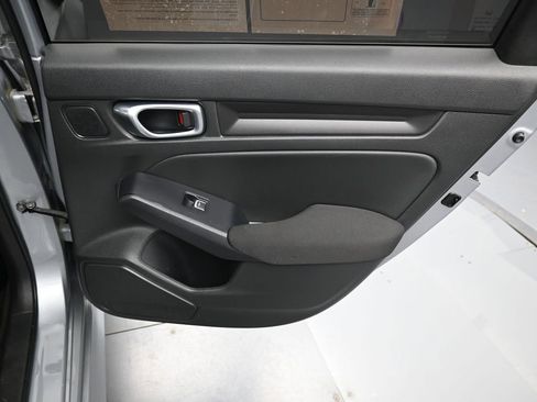 Used 2023 Honda Civic Sport image 31