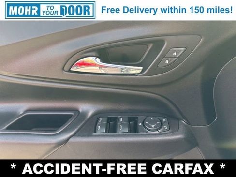 Used 2022 Chevrolet Equinox LT image 23