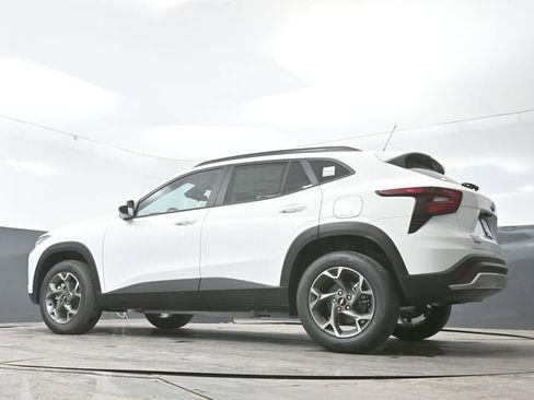 New 2026 Chevrolet Trax LT w/ Driver Confidence Package image 45