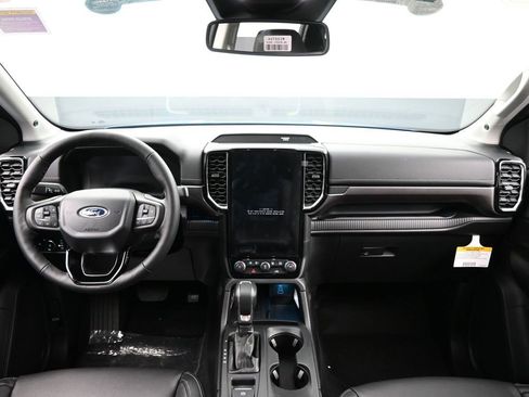 New 2025 Ford Ranger Lariat w/ FX4 Off-Road Package image 27