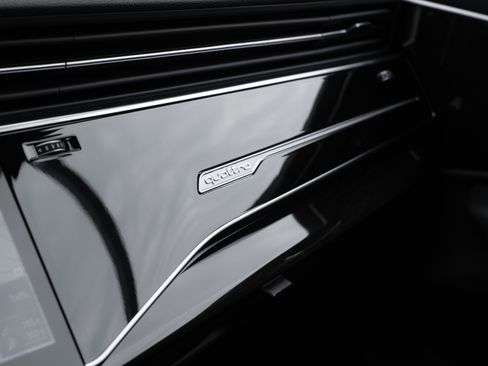 New 2026 Audi Q7 Premium image 16