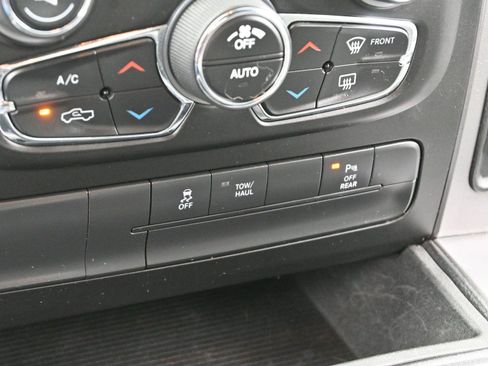 Used 2021 RAM 1500 Classic Warlock w/ Luxury Group image 21