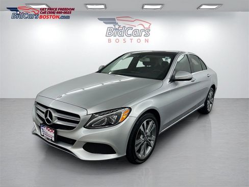 Used 2015 Mercedes-Benz C 300 4MATIC Sedan image 1