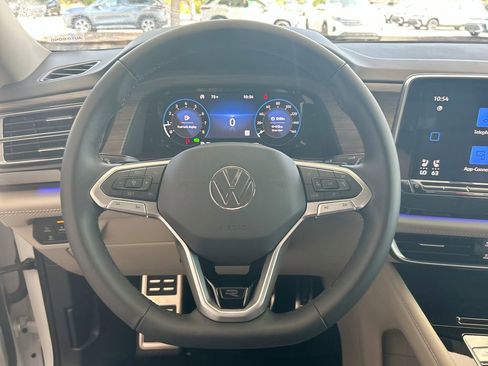 New 2026 Volkswagen Atlas SEL Premium R-Line AWD/4WD image 16