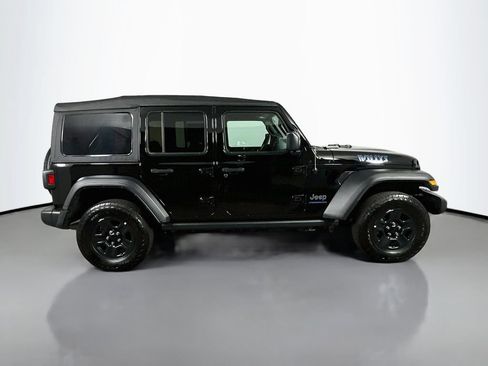 Used 2023 Jeep Wrangler Unlimited AWD/4WD image 7