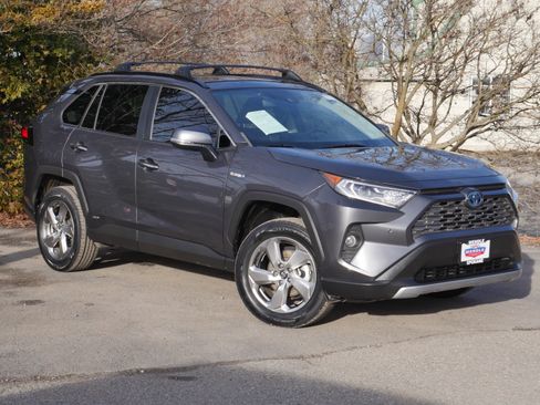 Used 2020 Toyota RAV4 Limited image 34