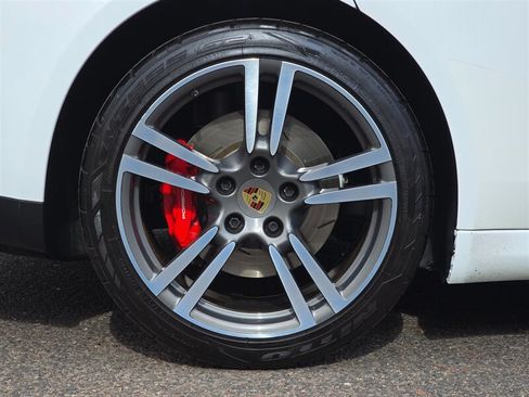 Used 2014 Porsche Panamera AWD/4WD image 38