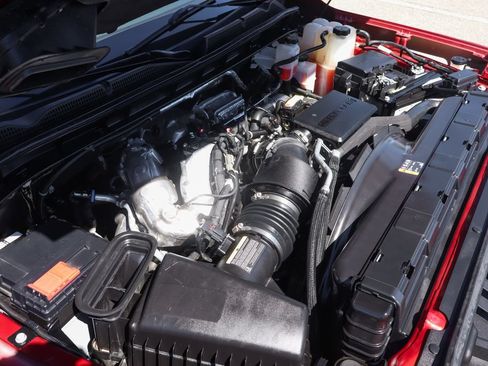 Used 2022 GMC Sierra 2500 AT4 w/ AT4 Premium Plus Package AWD/4WD image 13