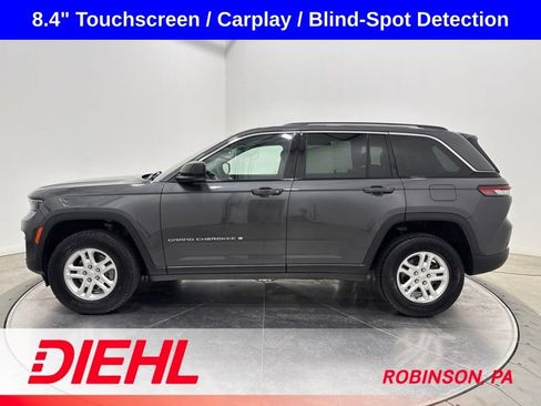 Used 2023 Jeep Grand Cherokee Laredo AWD/4WD image 4