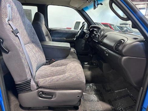 Used 1999 Dodge Ram 2500 Truck 4x4 Club Cab image 18