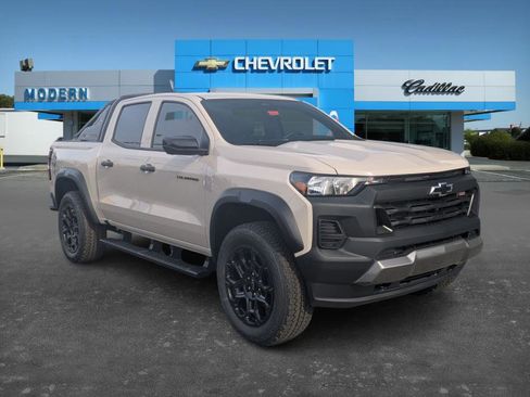 New 2026 Chevrolet Colorado Trail Boss w/ Midnight Edition image 3