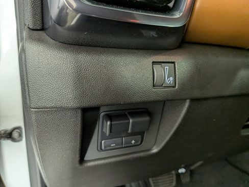 New 2026 GMC Canyon AT4 w/ Technology Plus Package image 16