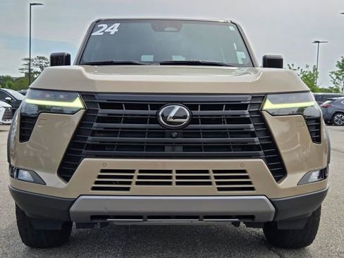 Used 2024 Lexus GX 550 AWD/4WD image 8