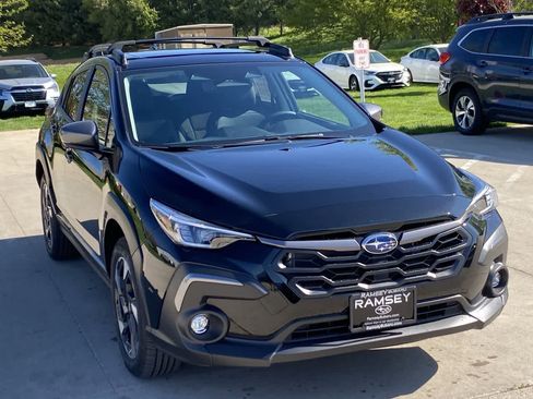 Certified 2025 Subaru Crosstrek 2.5i Limited w/ Crosstrek Mirror Package image 8