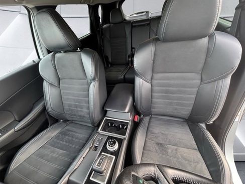 Used 2022 Mitsubishi Outlander SE image 20