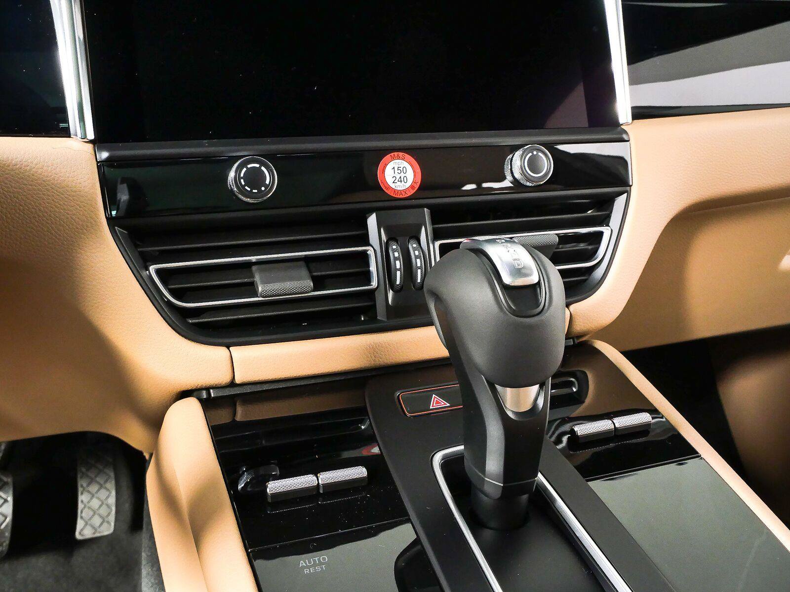 New 2026 Porsche Macan Turbo AWD/4WD image 17