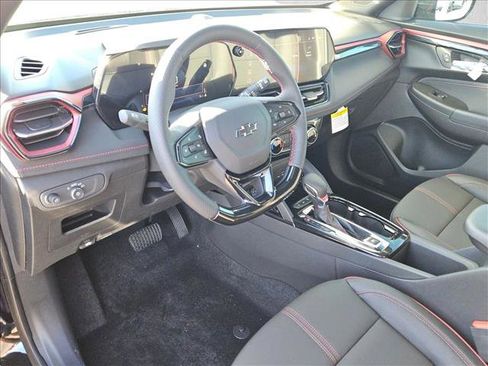 New 2026 Chevrolet TrailBlazer RS w/ Driver Confidence Package image 3