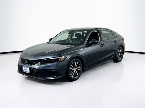 Used 2023 Honda Civic LX image 1
