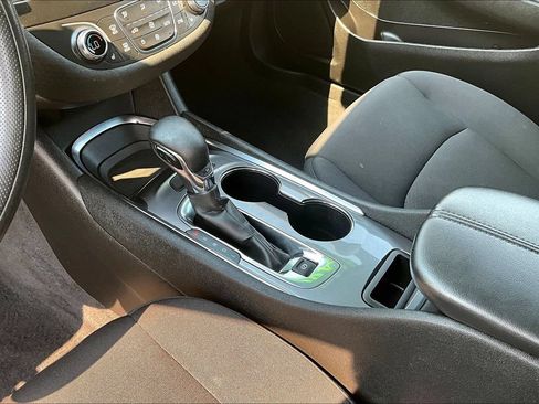 Used 2023 Chevrolet Malibu LT FWD image 15