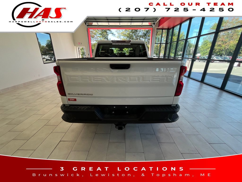 Used 2023 Chevrolet Silverado 1500 W/T w/ Trailering Package AWD/4WD image 5