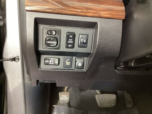 Used 2014 Toyota Tundra Limited w/ Limited Premium Package AWD/4WD image 12