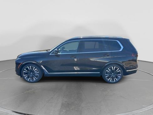New 2026 BMW X7 xDrive40i w/ Premium Package AWD/4WD image 2