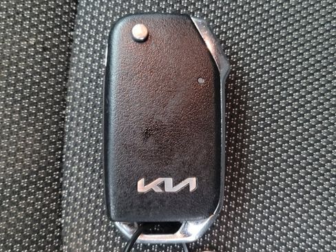 Used 2024 Kia Forte LXS FWD image 32