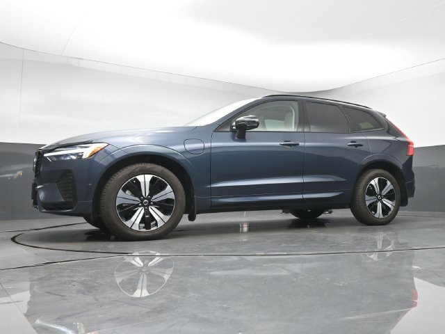 Used 2024 Volvo XC60 T8 Plus w/ Protection Package Premier AWD/4WD image 13