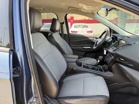Used 2018 Ford Escape SE w/ SE Sport Appearance Package AWD/4WD image 28
