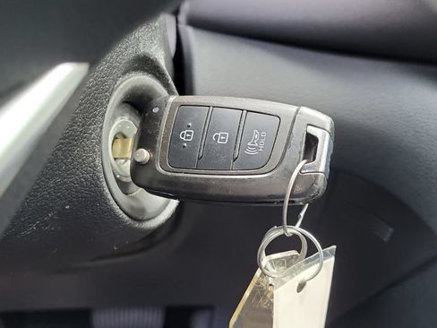 Certified 2023 Hyundai Santa Fe SE FWD image 27