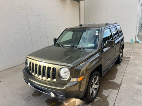 Used 2016 Jeep Patriot High Altitude image 1