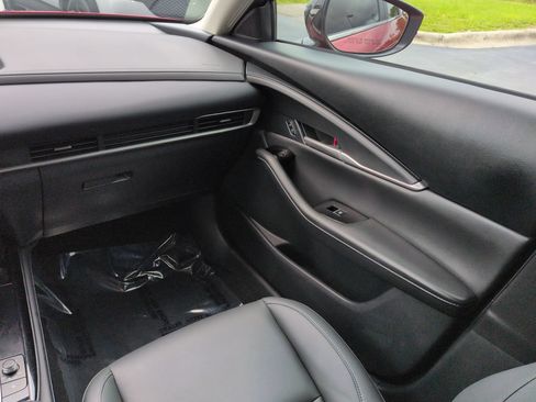 Used 2024 MAZDA CX-30 AWD 2.5 S w/ Select Sport Pkg image 17