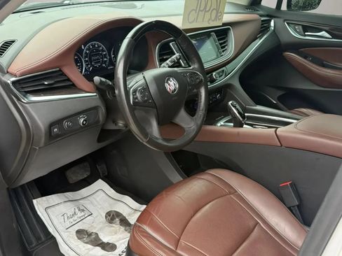 Used 2021 Buick Enclave Avenir w/ Avenir Technology Package AWD/4WD image 15