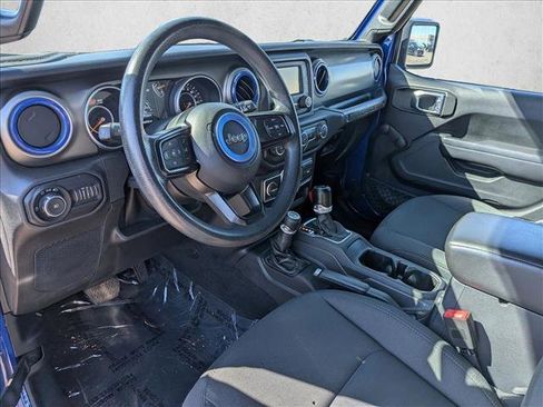 Used 2018 Jeep Wrangler Unlimited Sport AWD/4WD image 11